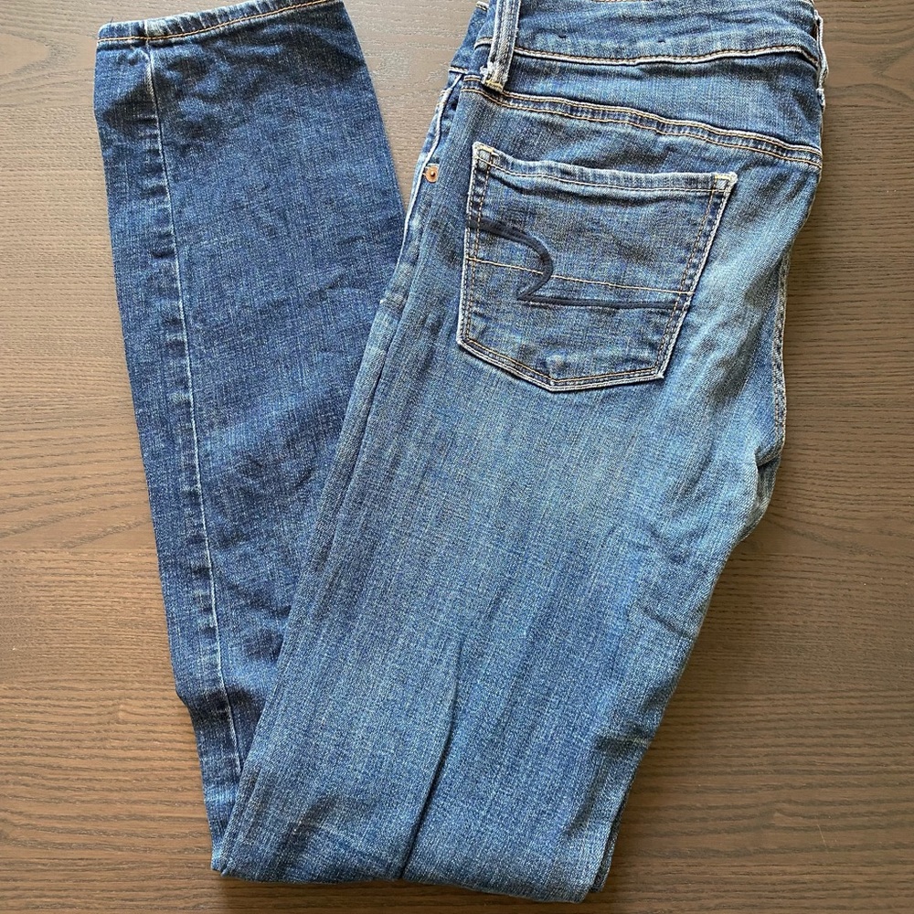 American Eagle skinny jeans